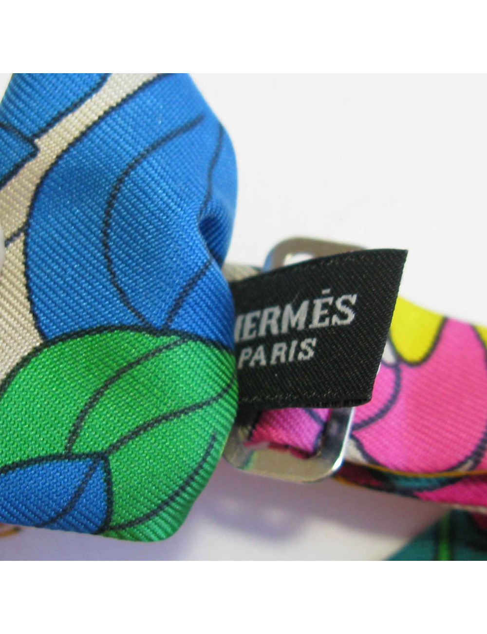 Noeud papillon HERMES en foulard de soie multicolore