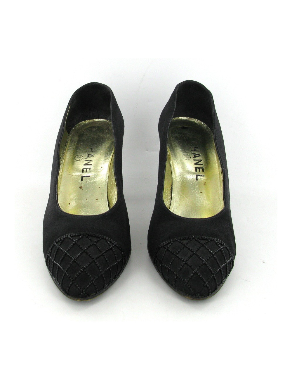 Escarpins CHANEL T38  vintage en satin noir et bout perlé
