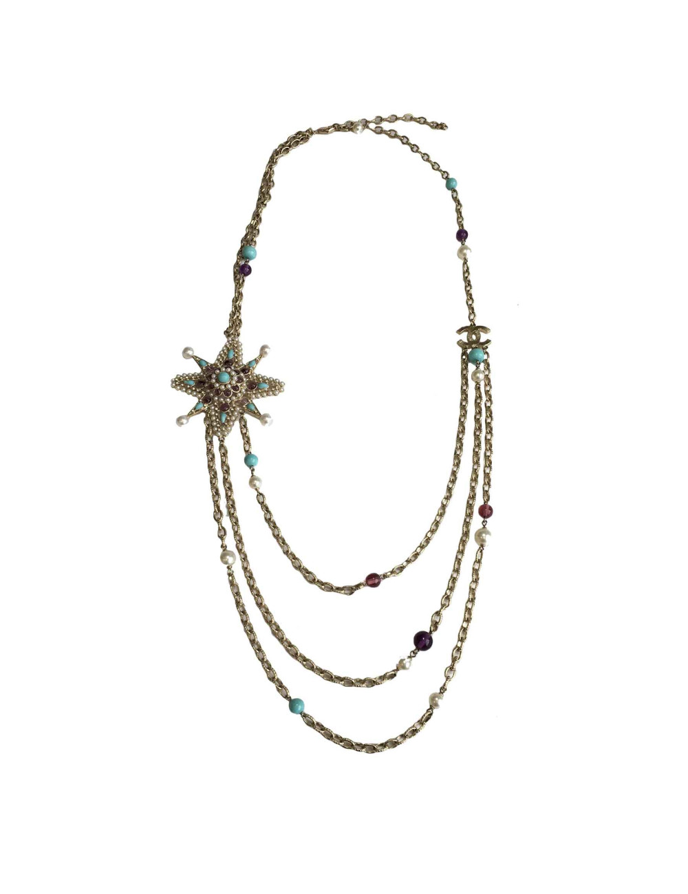Sautoir CHANEL en métal doré, perles nacrées et pâte de verre mauve et bleu