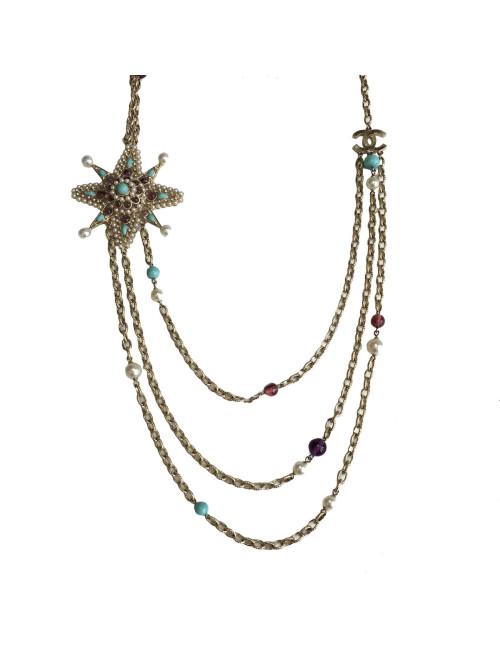 Sautoir CHANEL en métal doré, perles nacrées et pâte de verre mauve et bleu