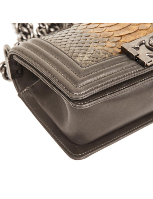 Chanel Boy bag in kaki leather and python 