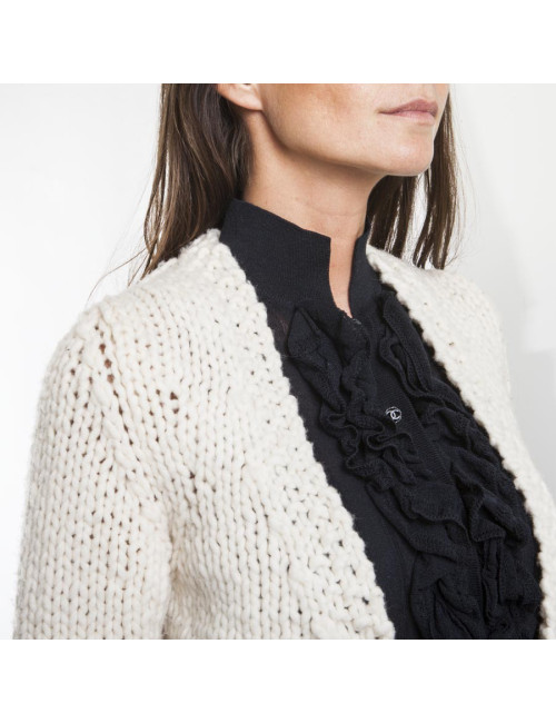 CHANEL knitted waistcoat in unbleached wool with a black plastron size 36FR