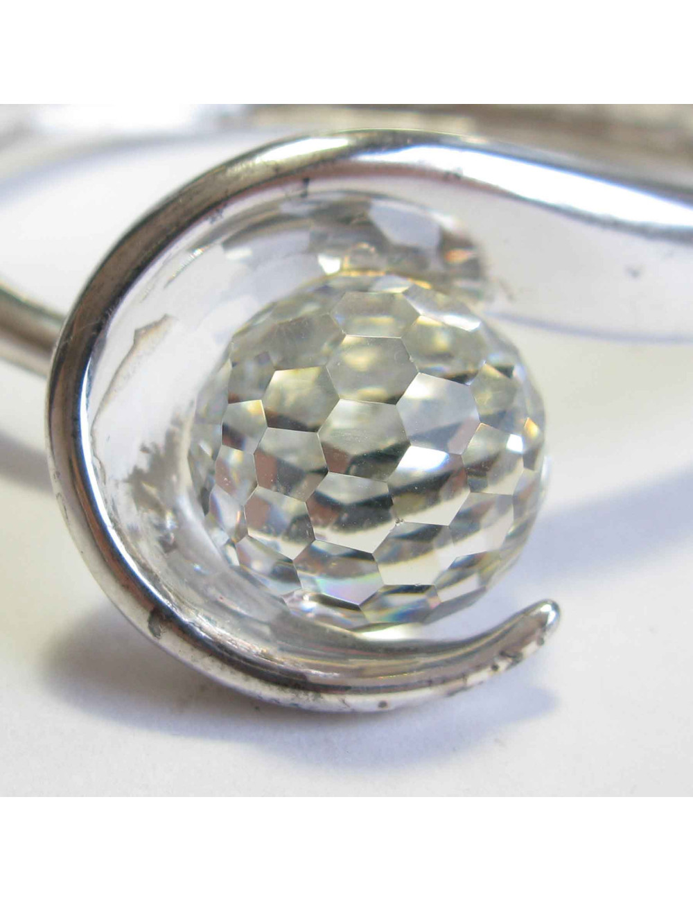 Unsigned Silver metal bracelet with swarovski faceted ball
