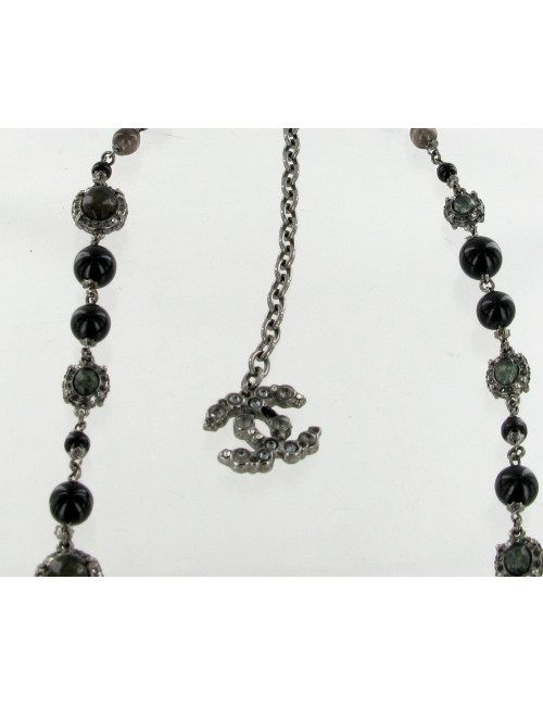 Sautoir CHANEL en perles et pierres 