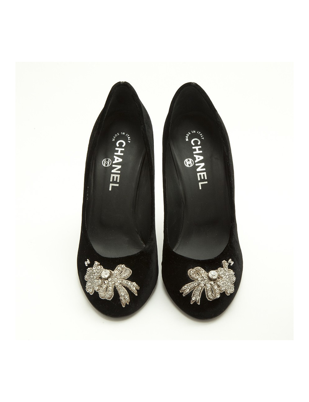 CHANEL Couture Pumps Size 37.5FR in black silk velvet and embroidery