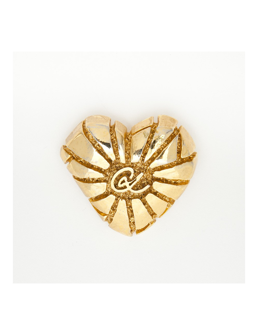 Broches CHRISTIAN LACROIX  coeur Vintage