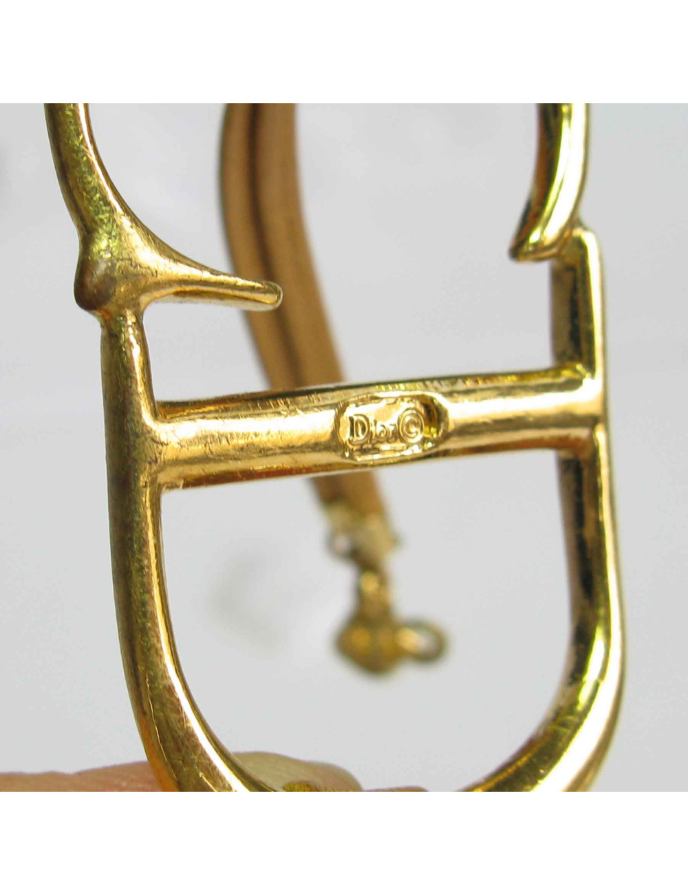 Bracelet CD CHRISTIAN DIOR Vintage en cuir marron et métal doré