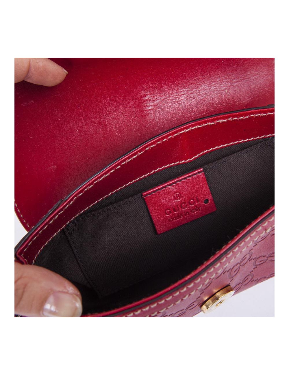 Petit sac GUCCI cuir embosé "GG" rouge