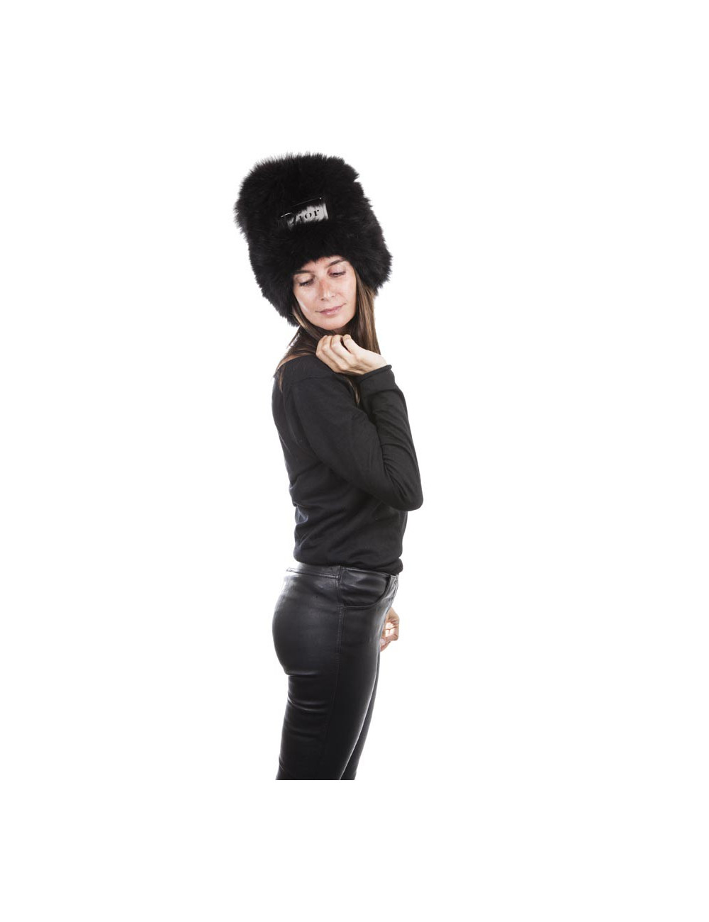 Toque CHRISTIAN DIOR en renard noir