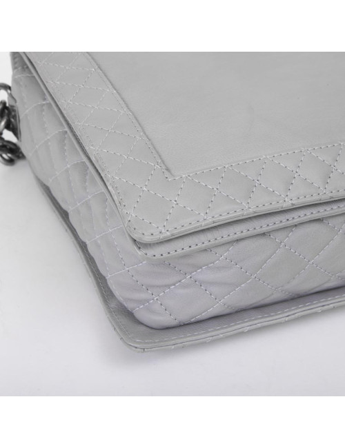 Sac CHANEL "Boy"  GM en cuir gris Collector