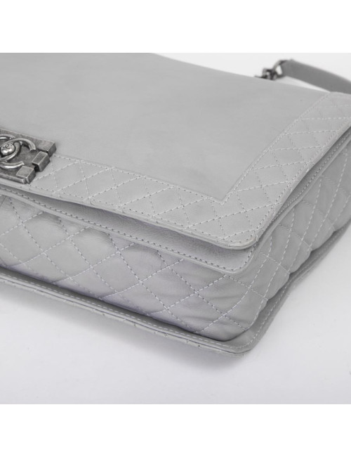 Sac CHANEL Boy en cuir gris Collector