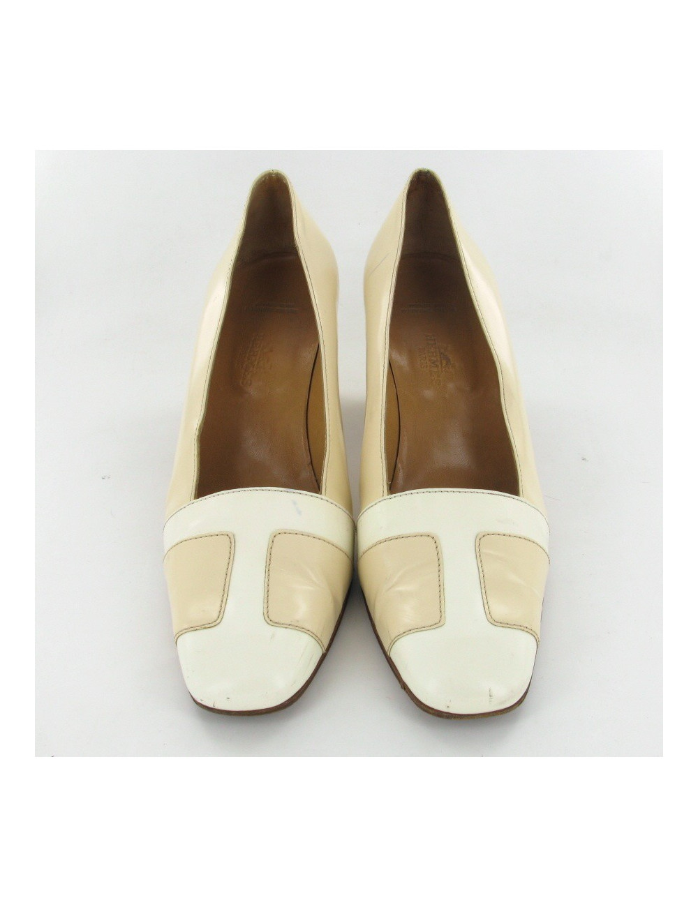 Escarpins HERMES T38.5 vintage en cuir verni beige