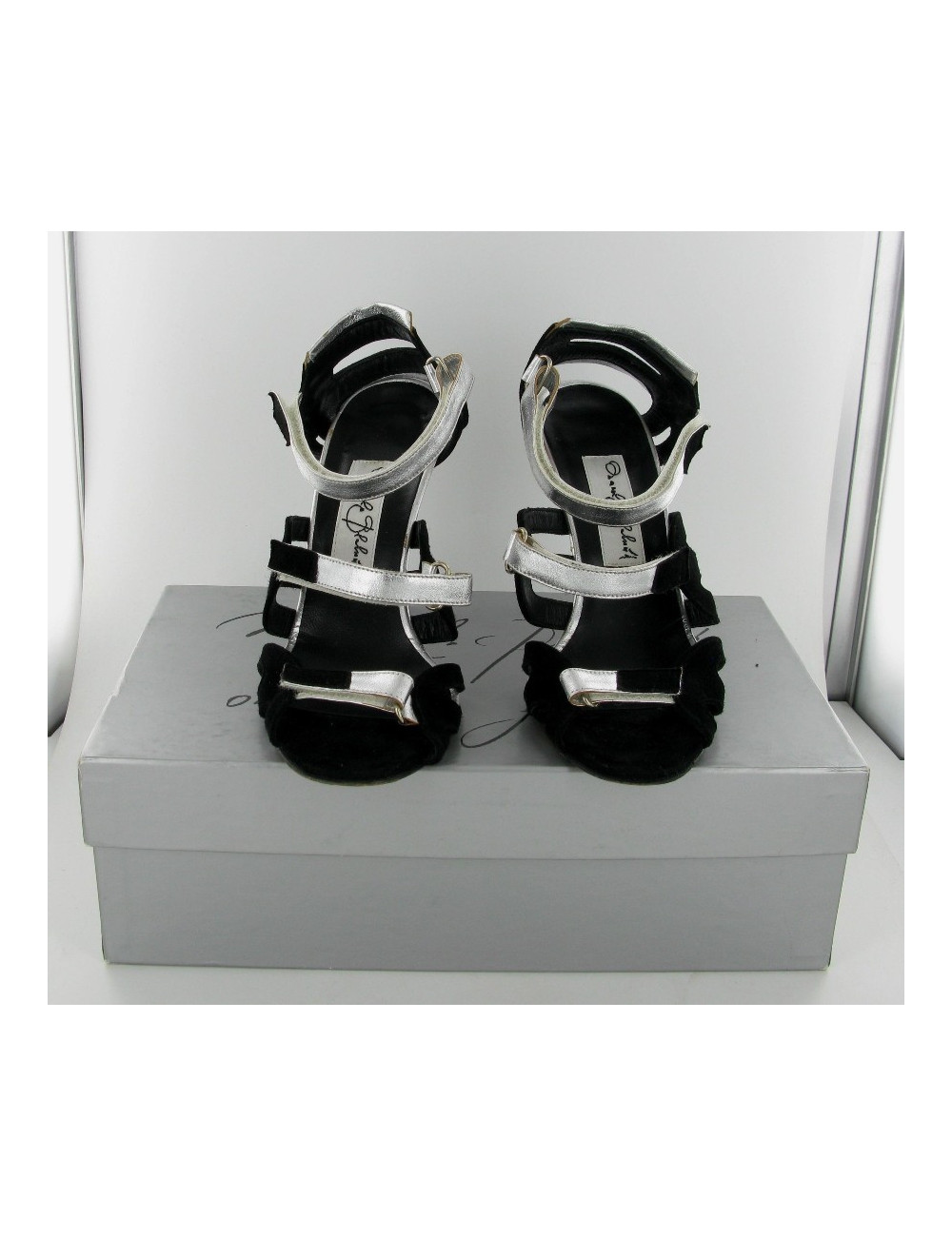 "Brazilny" MANOLO BLAHNIK sandals