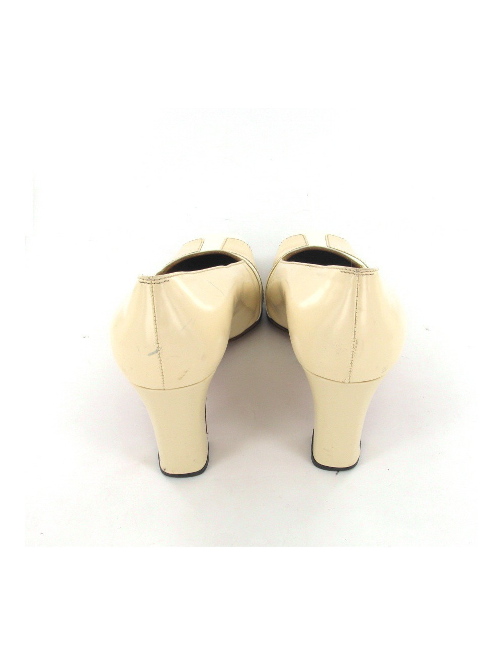 Escarpins HERMES T38.5 vintage en cuir verni beige