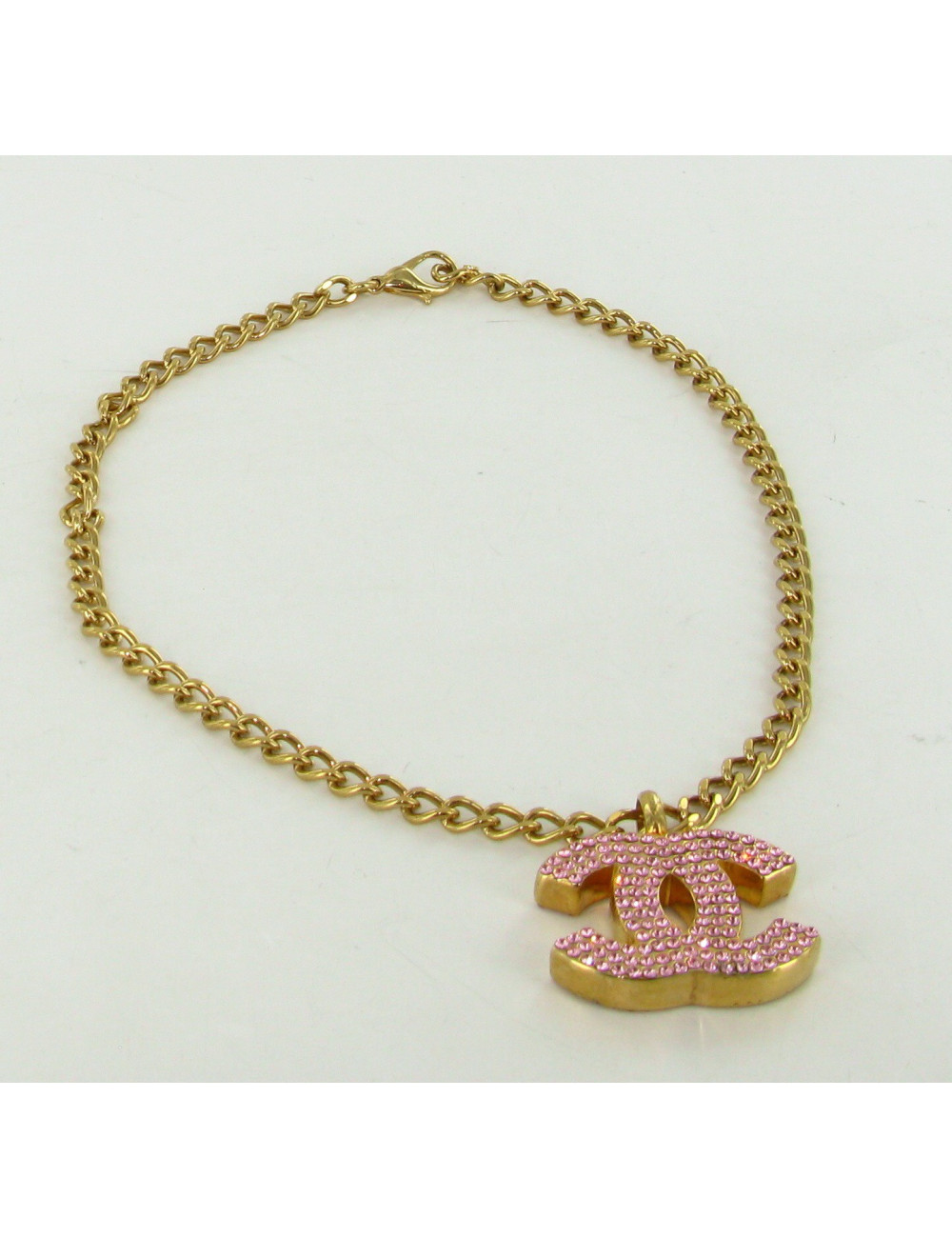 Ras de cou CHANEL CC en strass rose