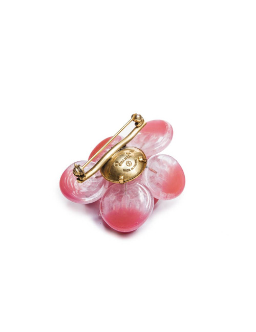 Broche CHANEL rose clair pâte de verre