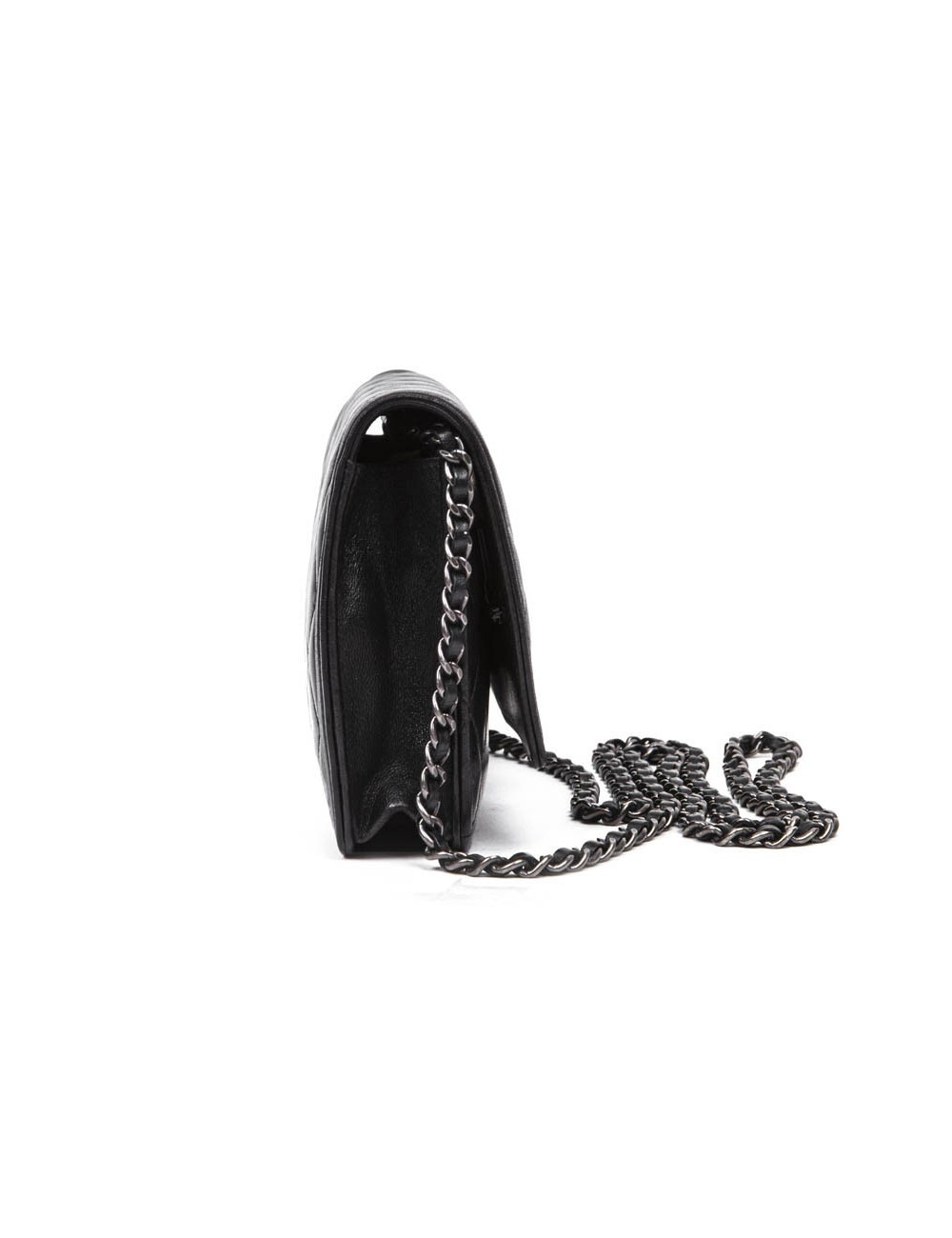 Mini sac CHANEL en cuir d'agneau noir fermoir "boy"