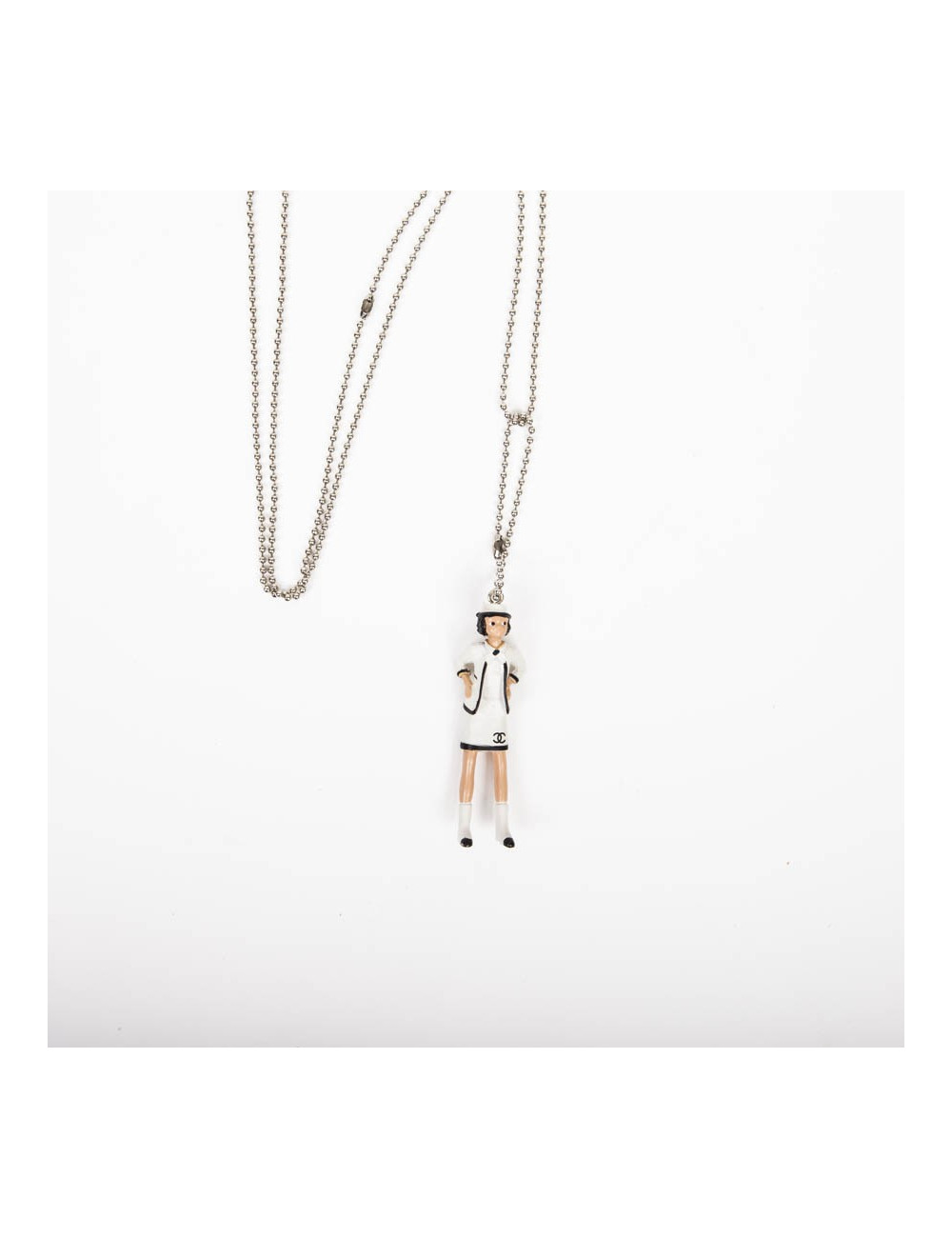 Collier CHANEL et son livret 