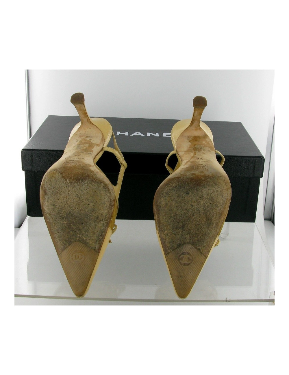 High Sandals CHANEL beige t36