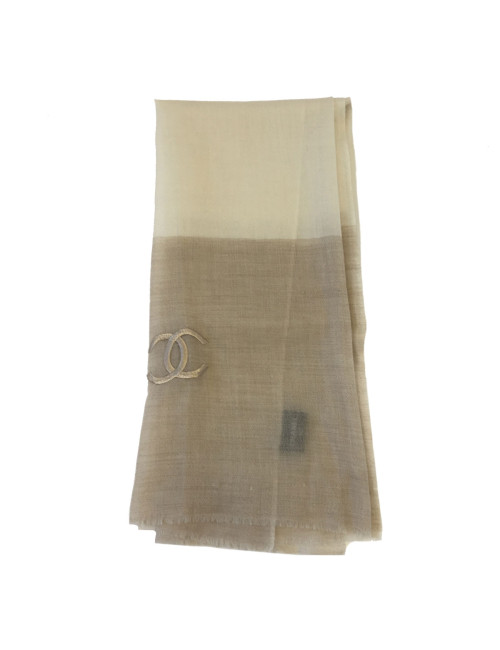 Châle CHANEL en cachemire écru et marron clair