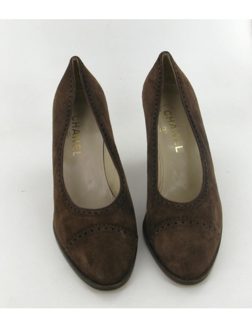 Escarpins CHANEL T 38 en daim marron foncé
