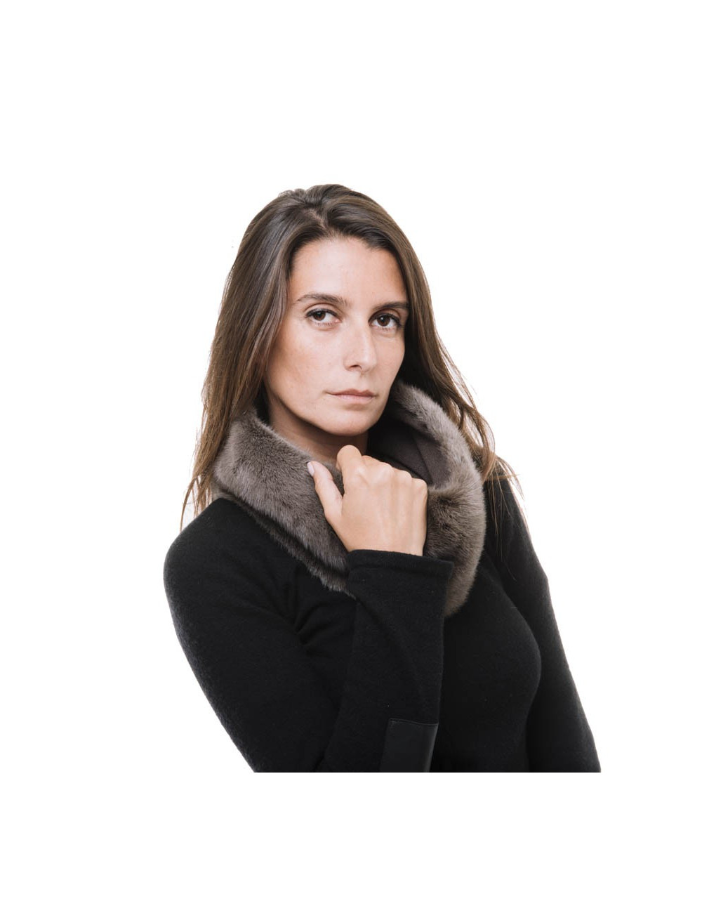 N8 round neck in taupe color mink