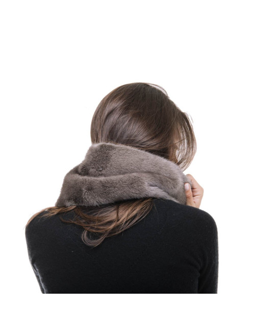 N8 round neck in taupe color mink