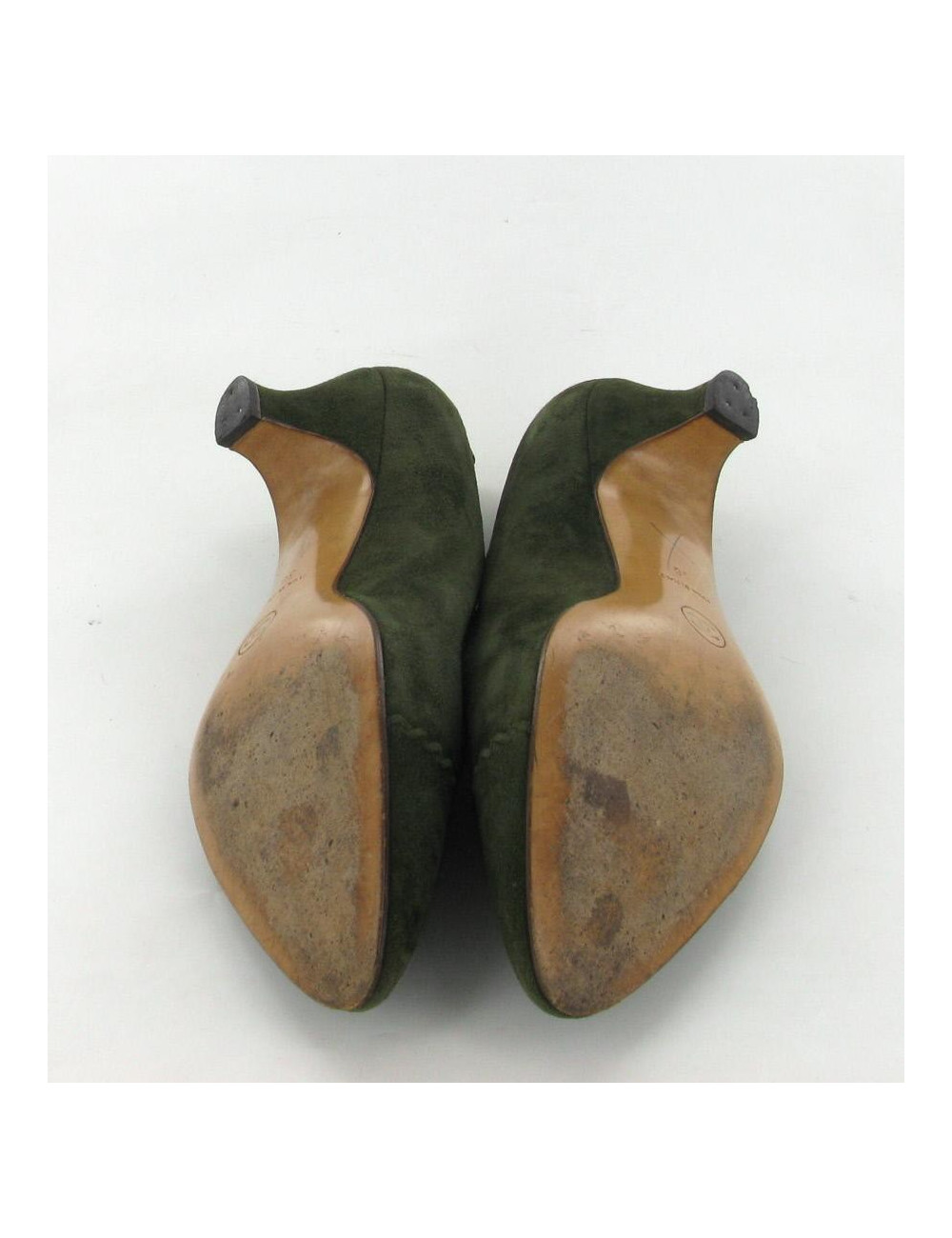 Escarpins CHANEL T 38 daim vert et petit talon