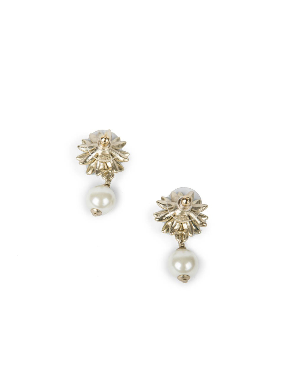 Boucles d'oreille clous CHANEL