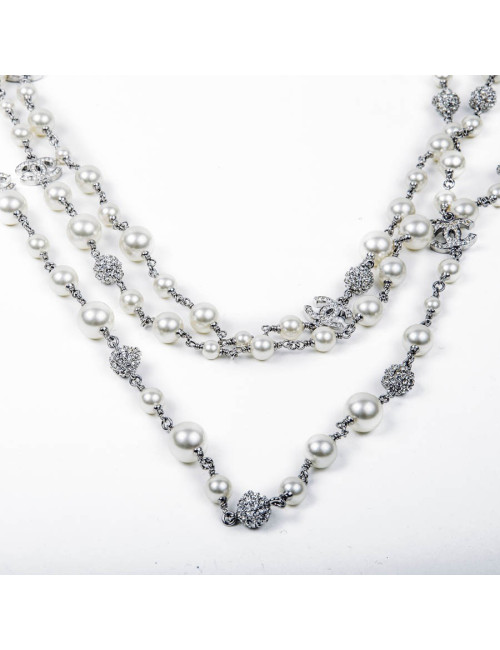 Sautoir triple rangs CHANEL perles nacrées boules de strass
