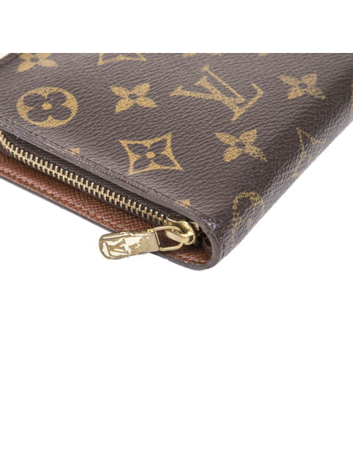  LOUIS VUITTON wallet in monogram coated canvas