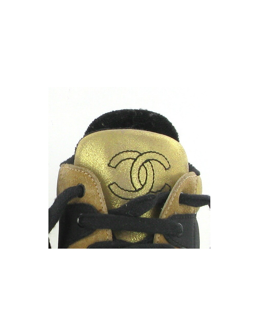 Basket CHANEL bicolores noir et beige