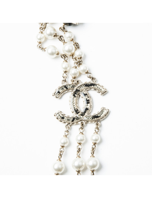 Sautoir triple rangs CHANEL perles nacrées boules noires dorées