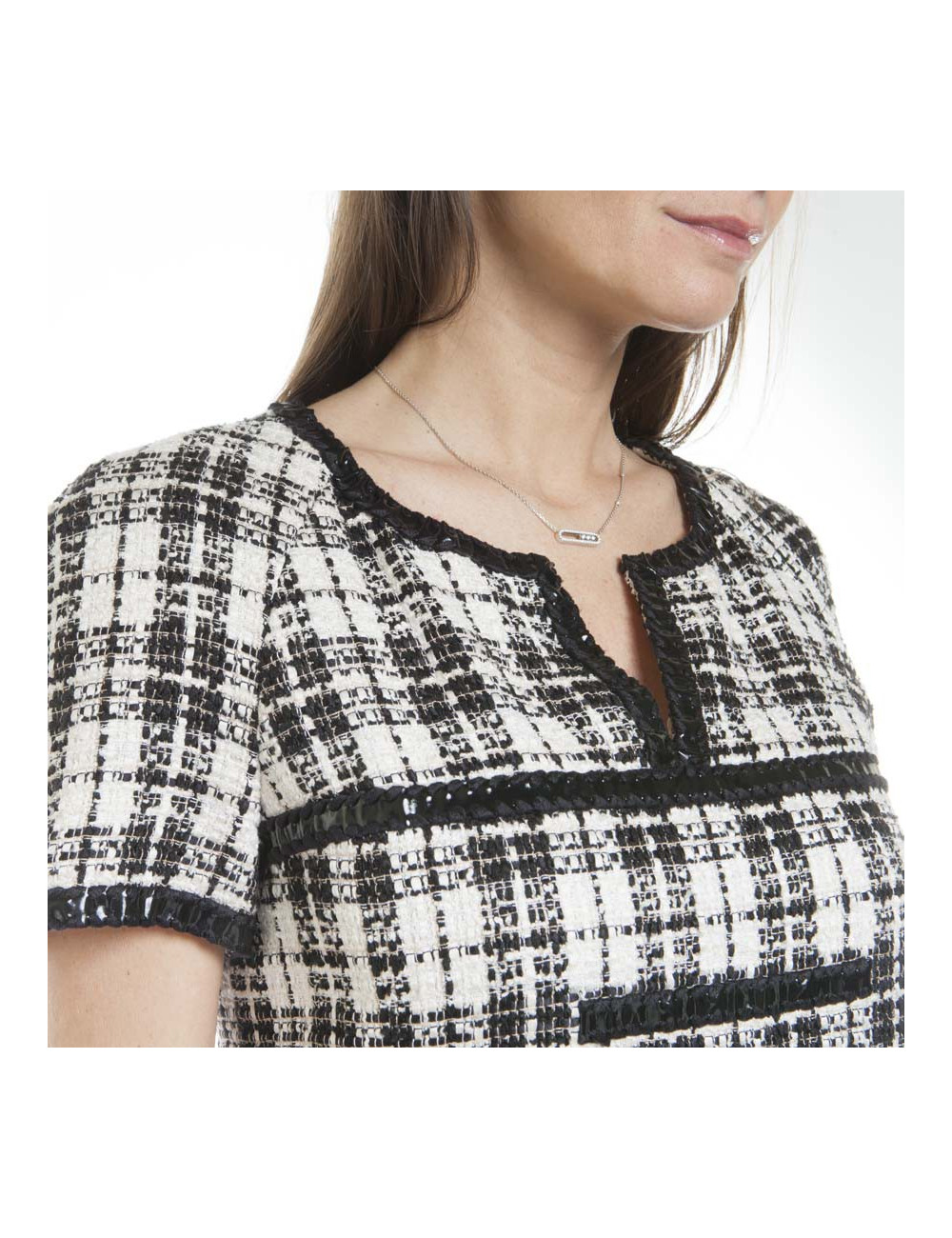 CHANEL dress in white and black tweed size 38FR