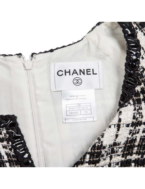 CHANEL dress in white and black tweed size 38FR