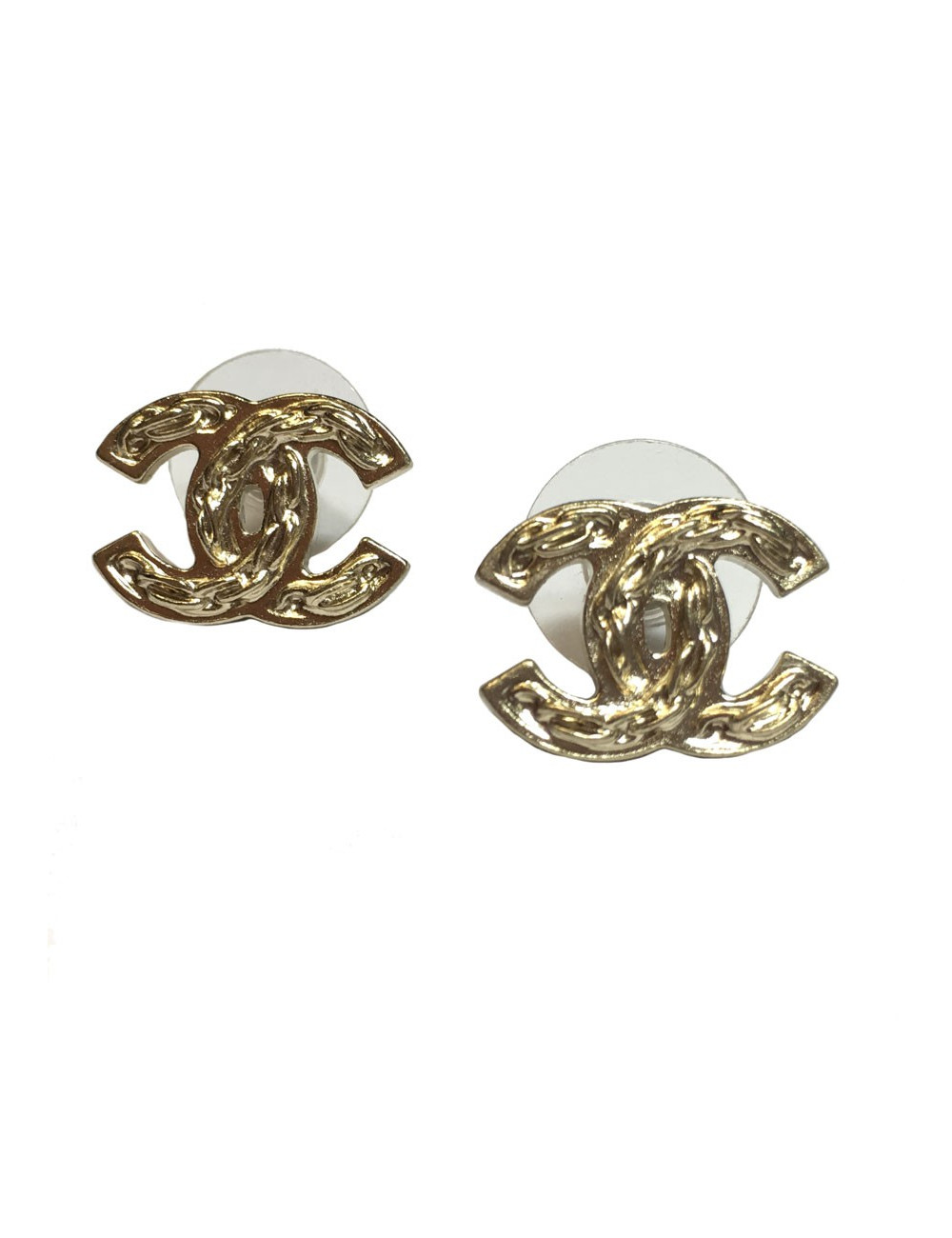 CHANEL CC stud earrings pattern embossed chain in gilded metal