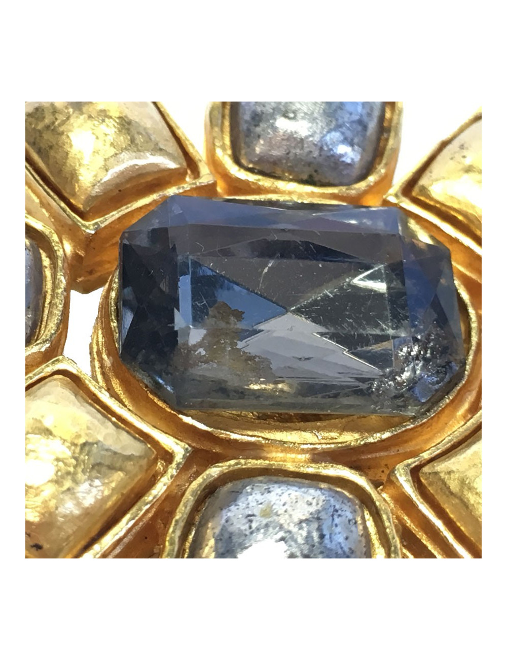 Broche CHANEL vintage en métal doré et argenté