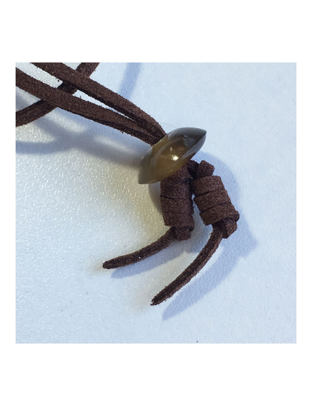 Pendentif HERMES Kuartz' 'en bois laqué rouge et corne de buffle