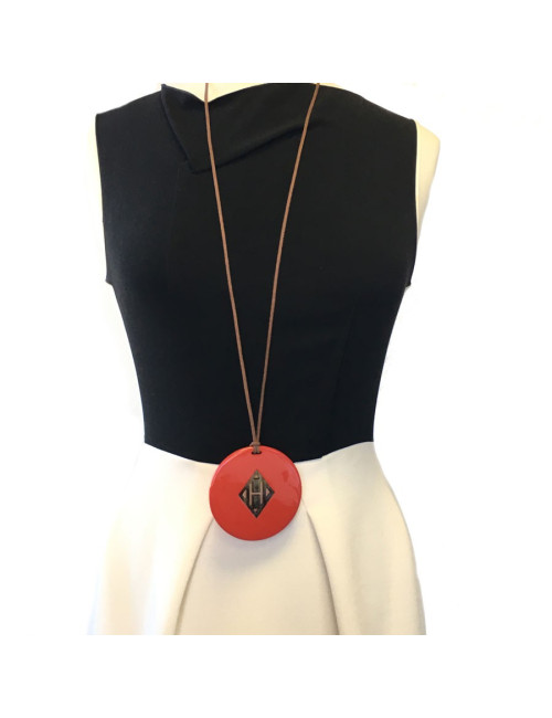 Pendentif HERMES Kuartz' 'en bois laqué rouge et corne de buffle