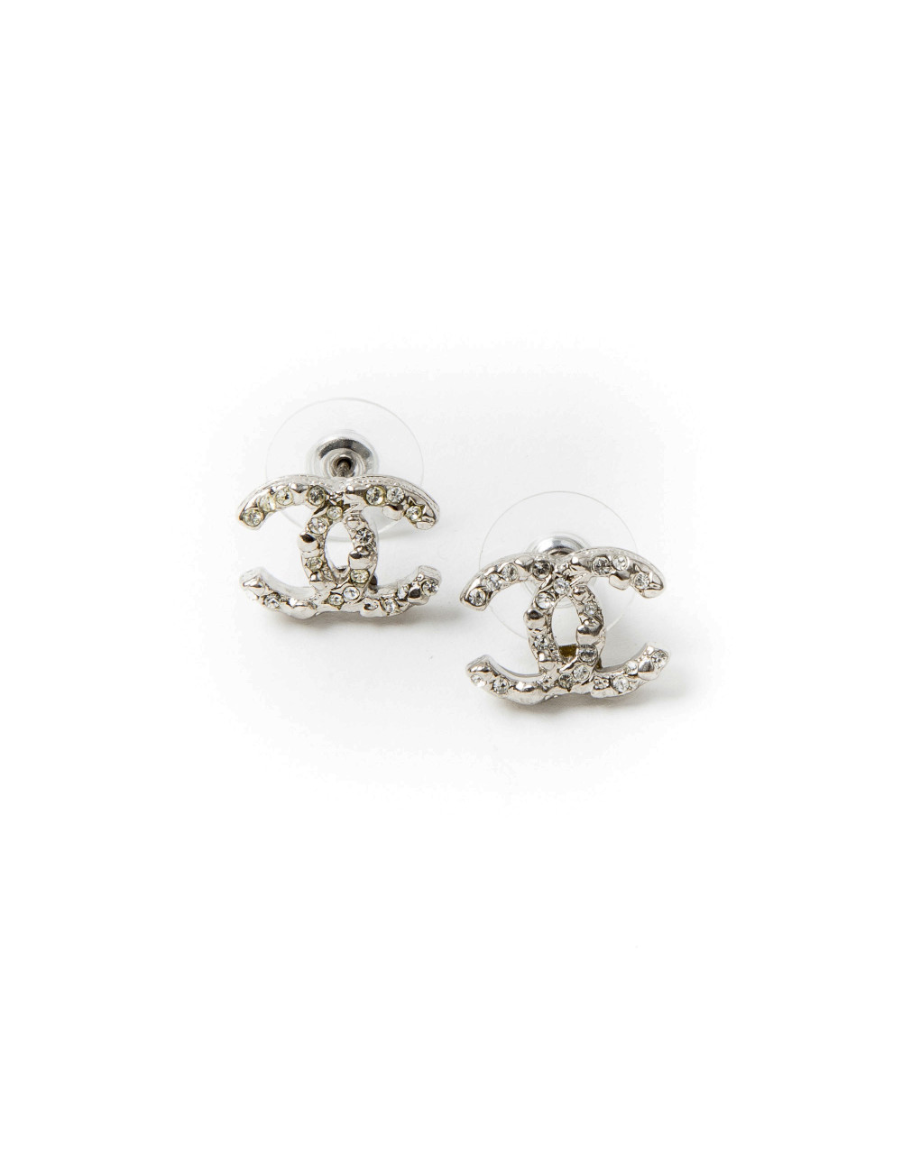 CHANEL CC stud earrings in silver metal and rhinestones