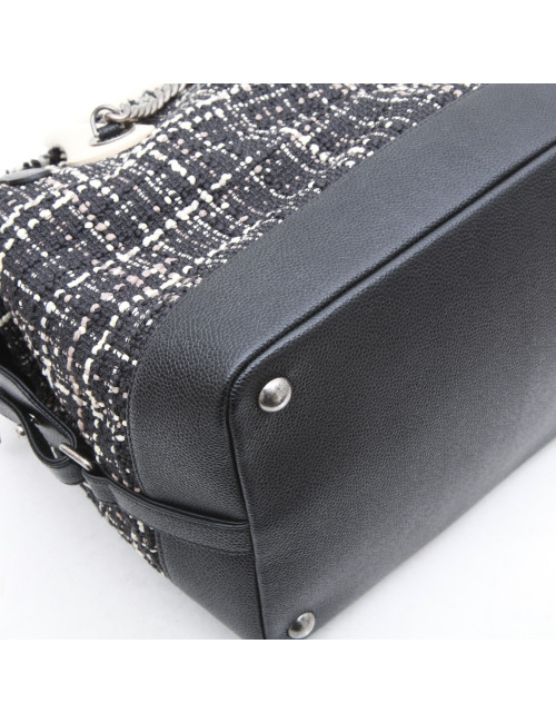 Sac CHANEL en tweed customisé 