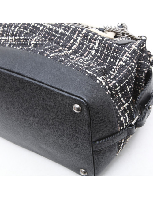 Sac CHANEL en tweed customisé 