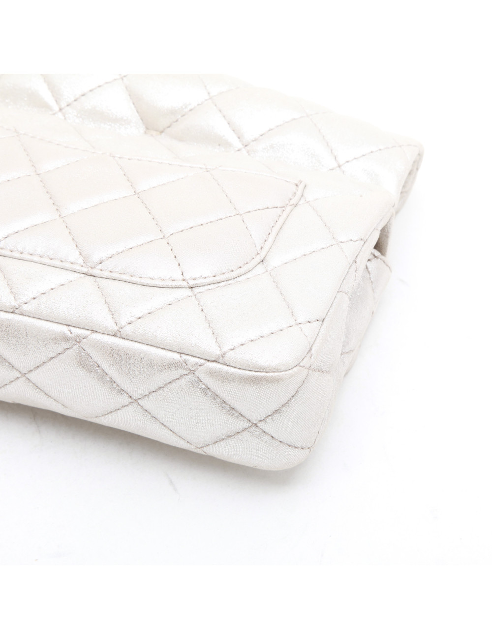 CHANEL evening clutch in silver lamé leather