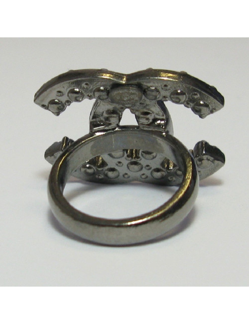 CHANEL CC ring in ruthenium and black pearl beads