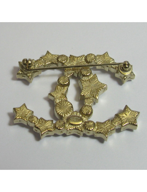 CHANEL CC brooch in gilded metal, pearls and stars