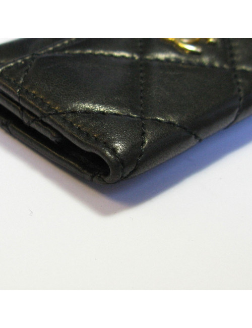 Porte clefs CHANEL cuir matelassé noir