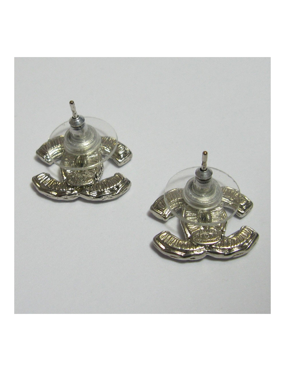 Bo CC Chanel doré émail noir