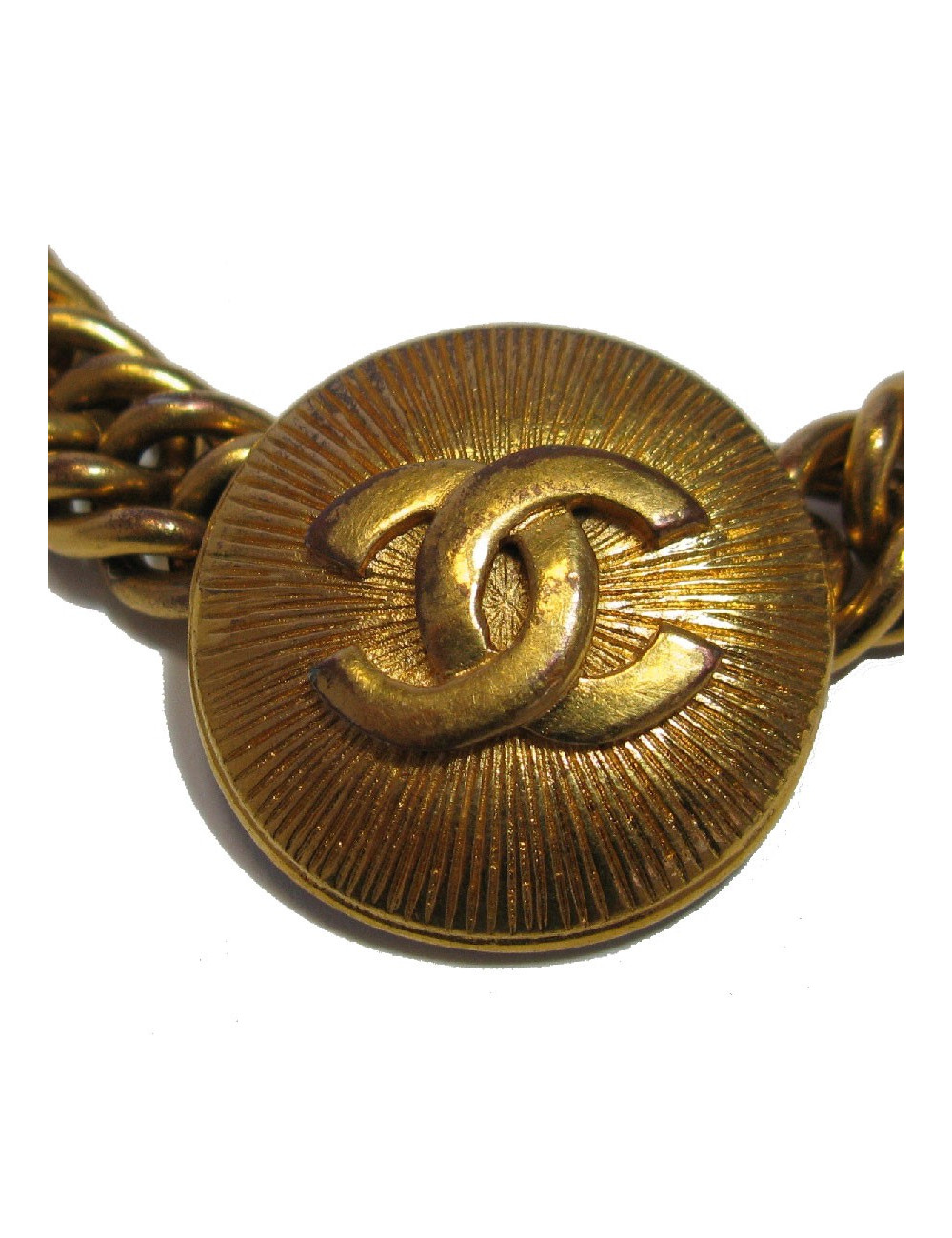 Collier CHANEL ras de cou vintage en métal doré