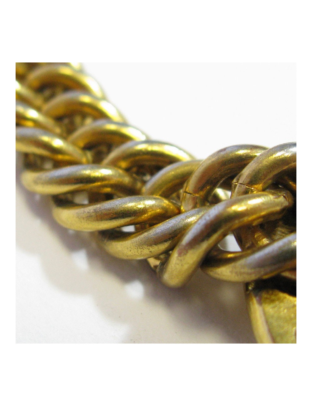 Collier CHANEL ras de cou vintage en métal doré