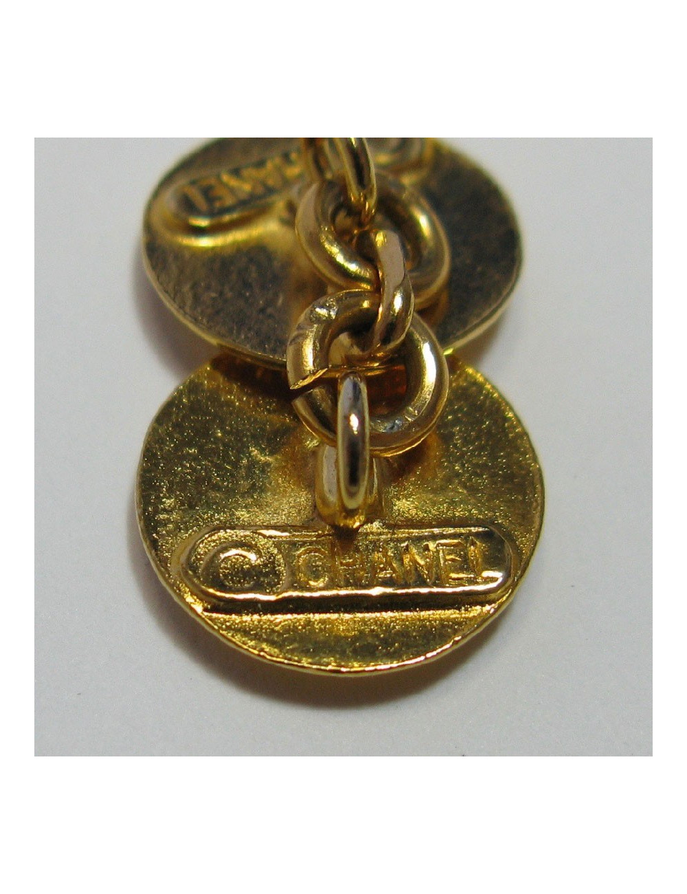 CHANEL vintage round cufflinks in gilded metal